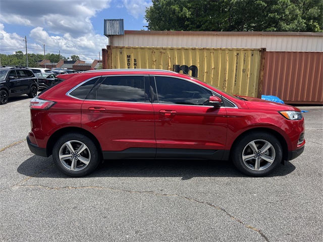 Vehicle image 4 of 34