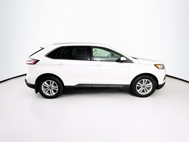 2020 Ford Edge SEL Image 4 of 36
