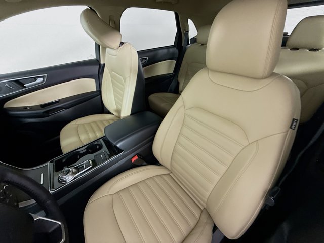 2020 Ford Edge SEL Image 15 of 36