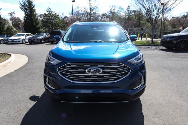 2020 Ford Edge SEL Image 2 of 64
