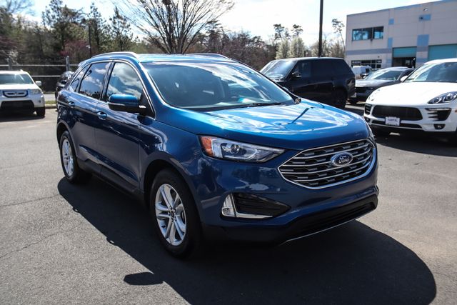 2020 Ford Edge SEL Image 3 of 64