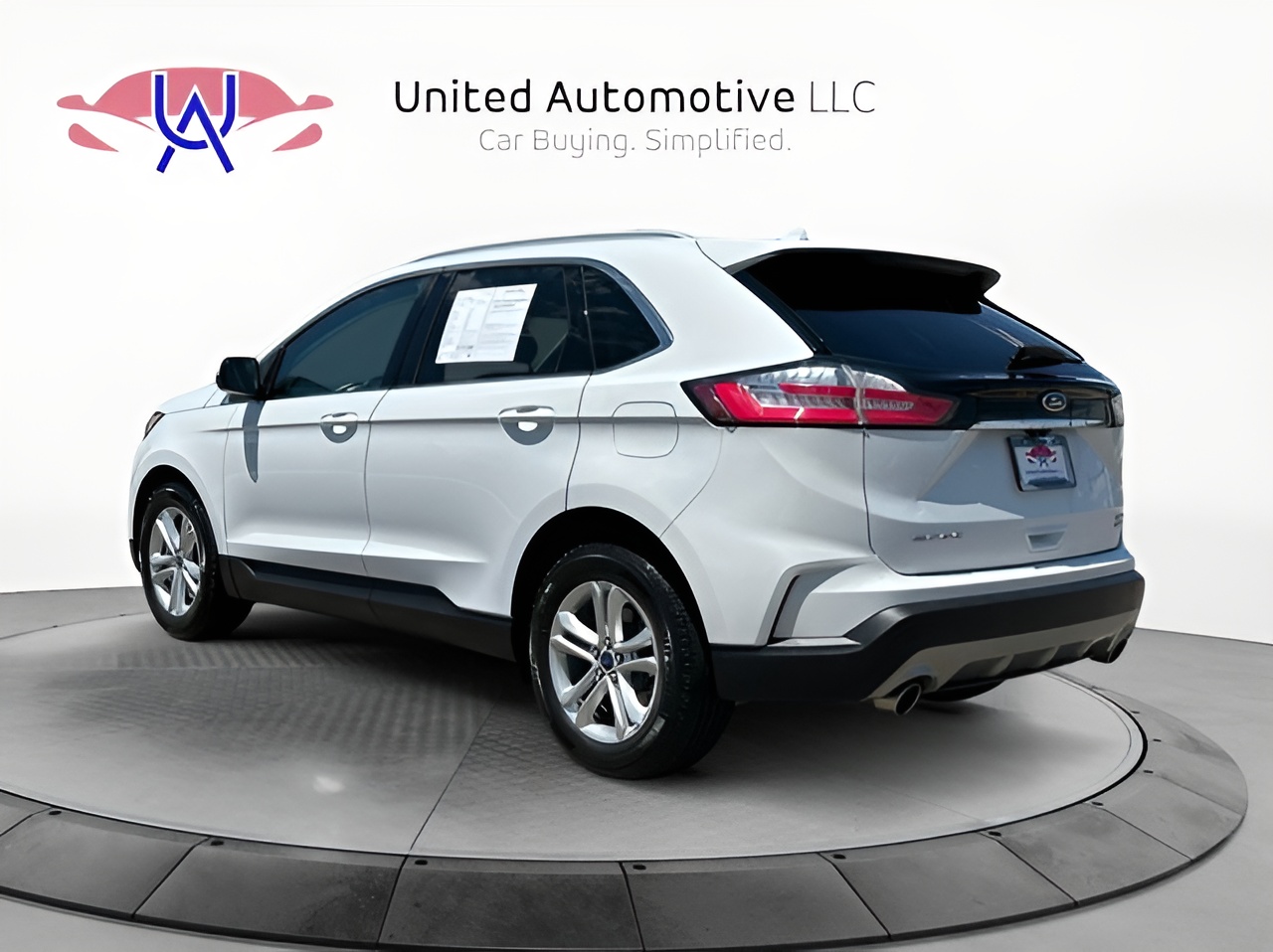 Vehicle image 41 of 42