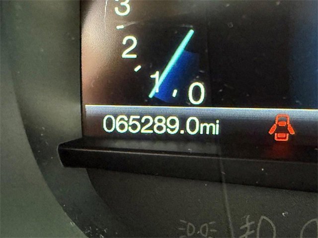 Vehicle image 22 of 33