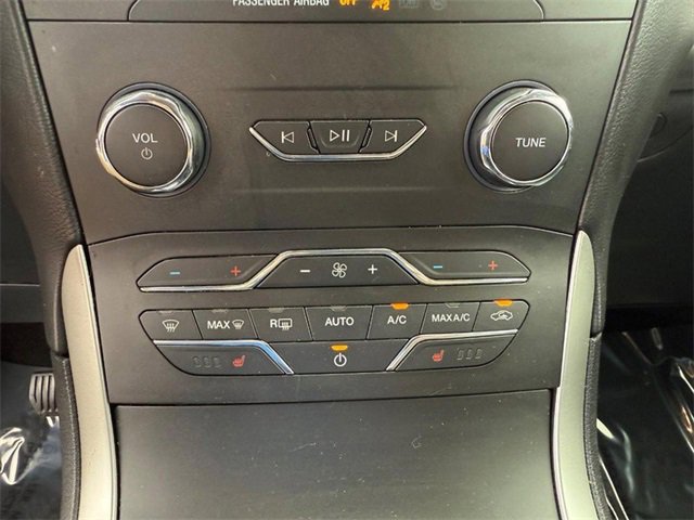 Vehicle image 33 of 33