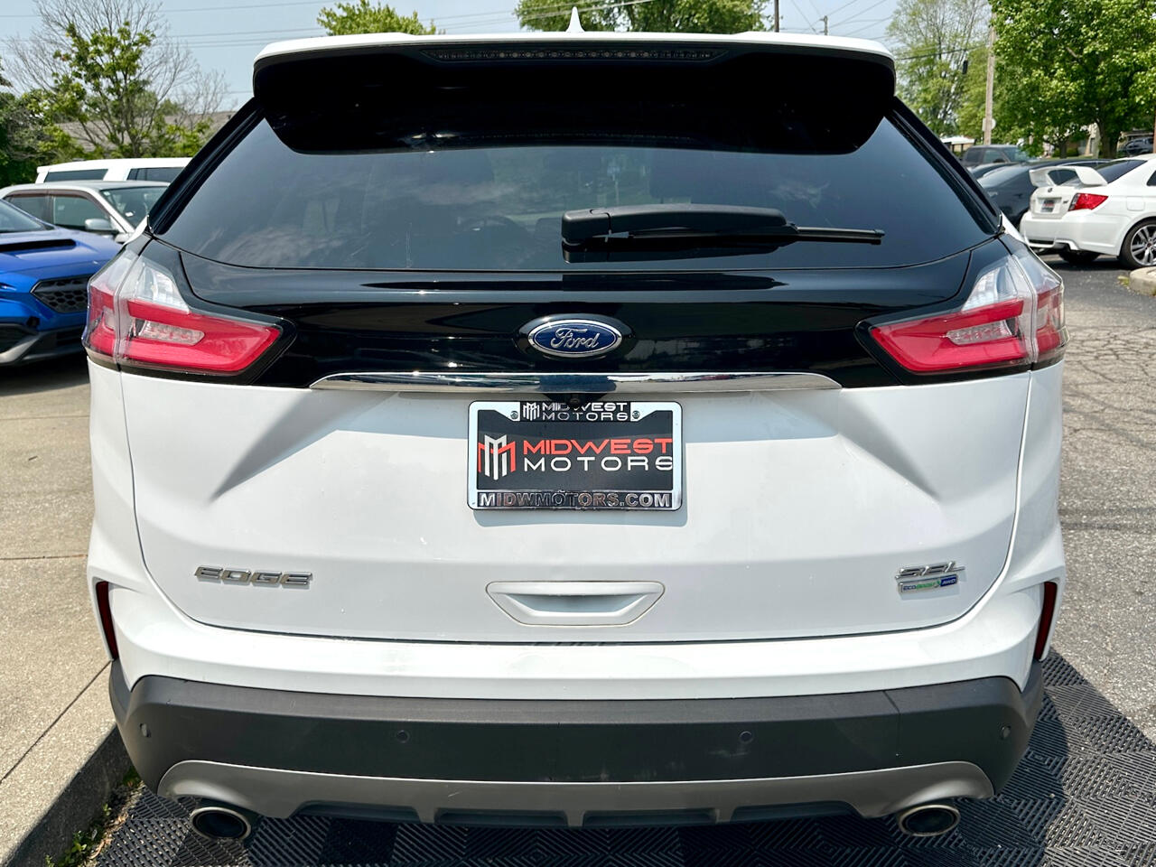 Vehicle image 12 of 50