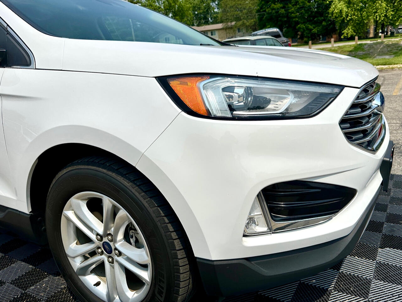 Vehicle image 15 of 50