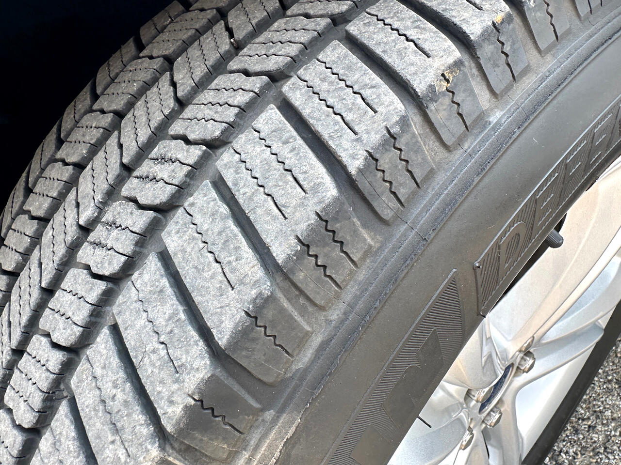Vehicle image 46 of 50
