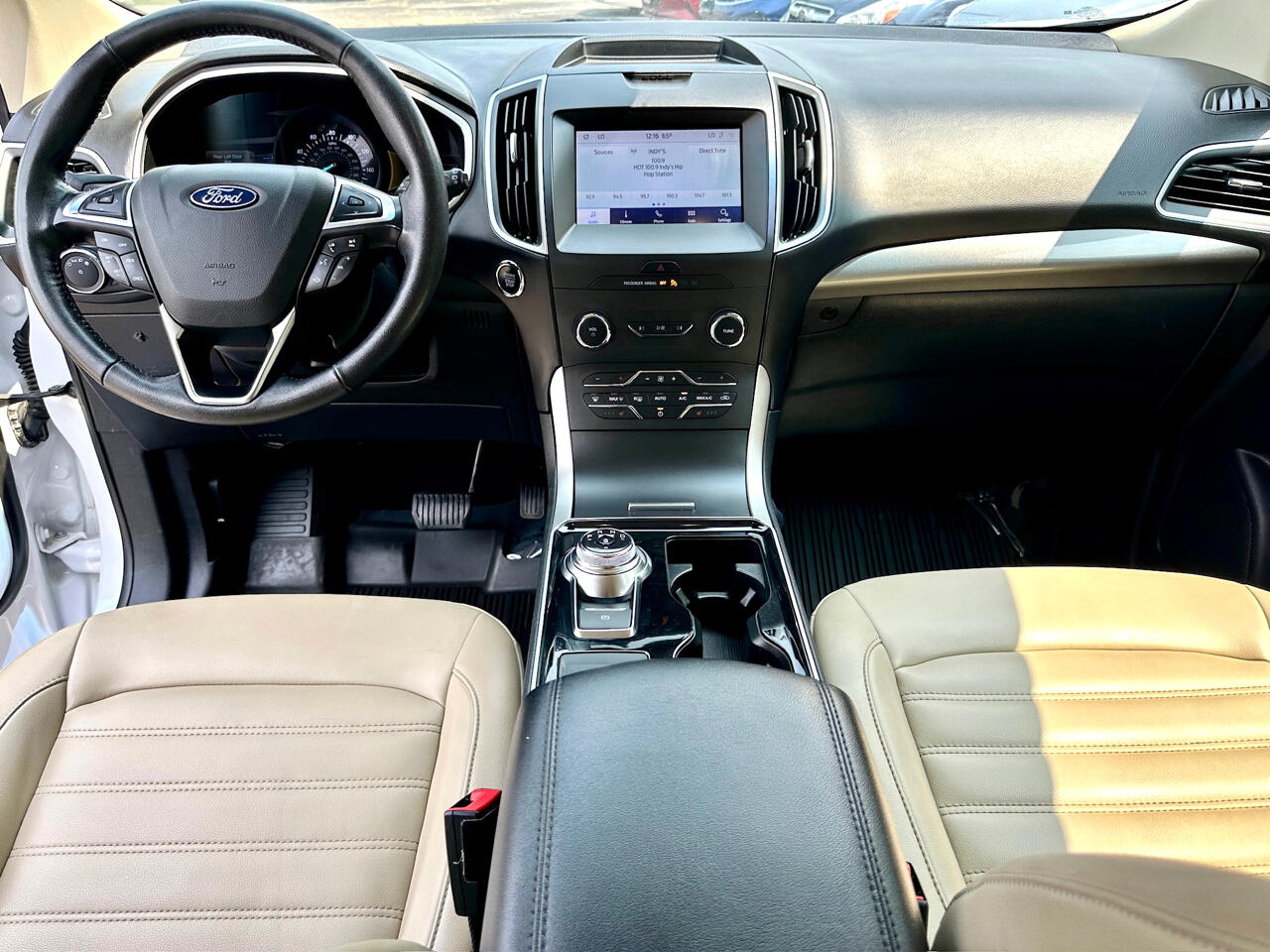 Vehicle image 13 of 50