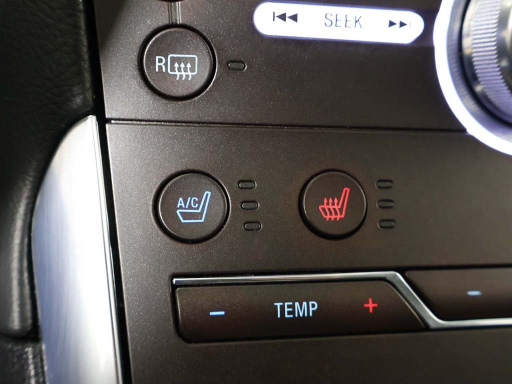 2020 Ford Edge Titanium Image 50 of 65