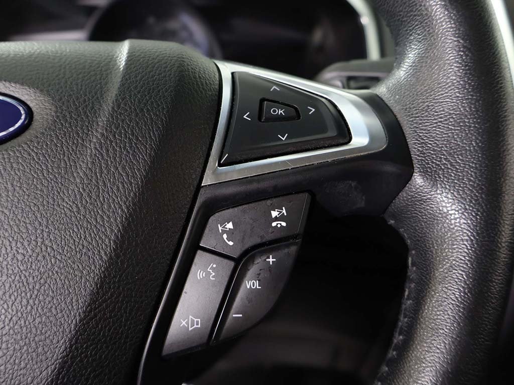 2020 Ford Edge Titanium Image 43 of 65