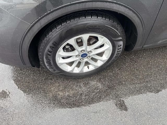 2020 Ford Escape SE Image 11 of 34