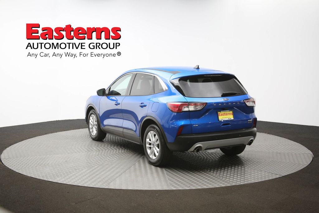 Vehicle image 34 of 98