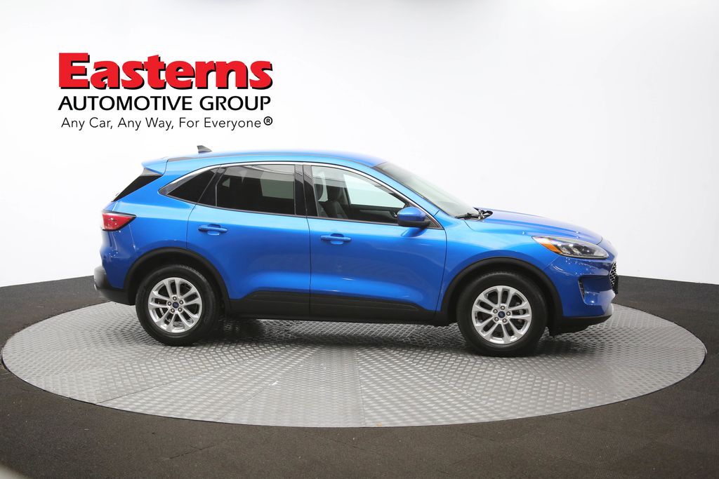 Vehicle image 19 of 98
