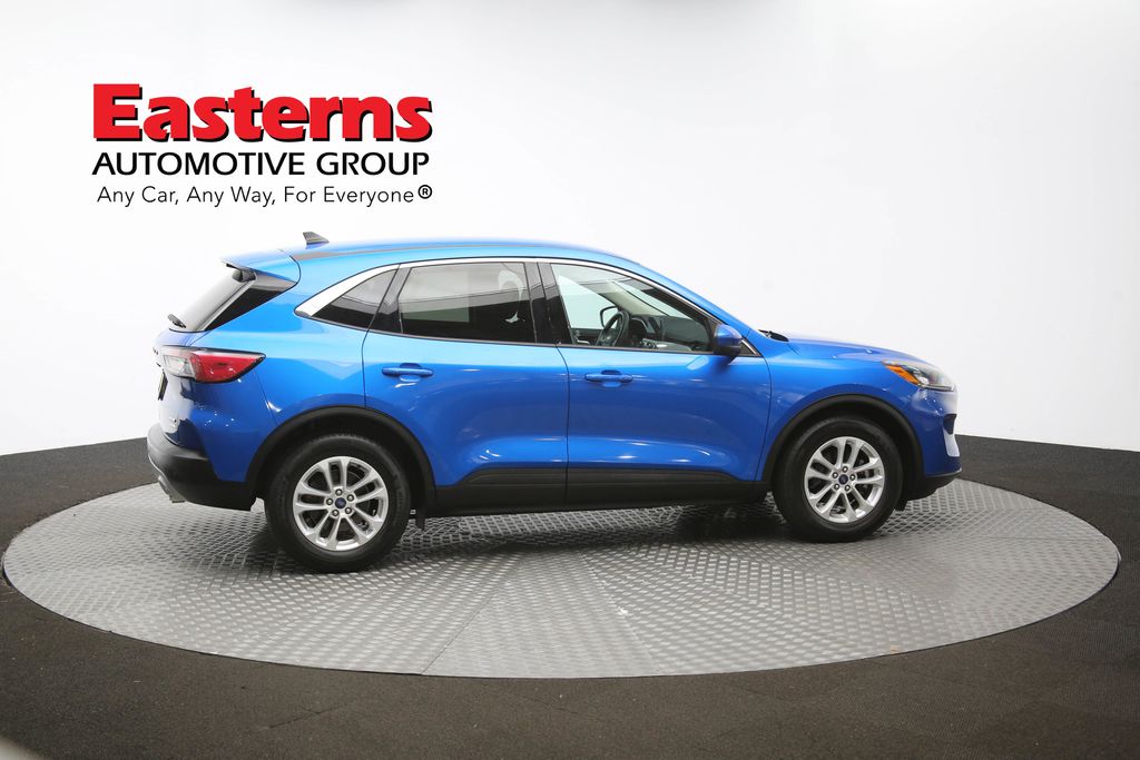 Vehicle image 20 of 98