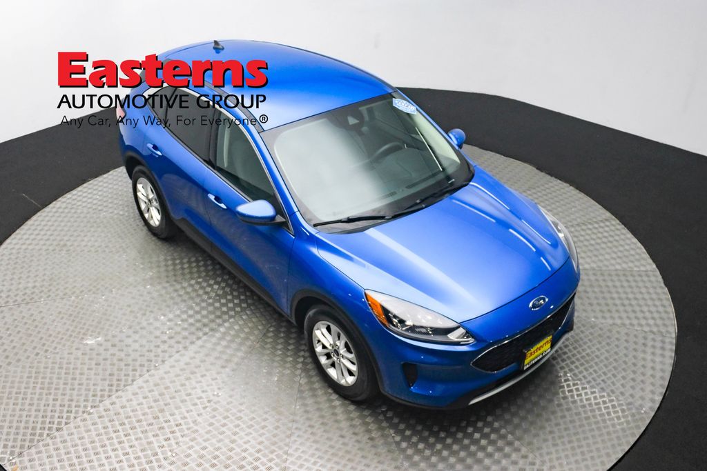 Vehicle image 15 of 98