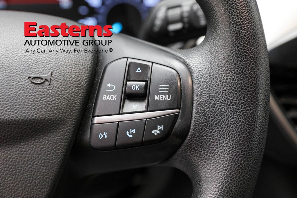 Vehicle image 46 of 98