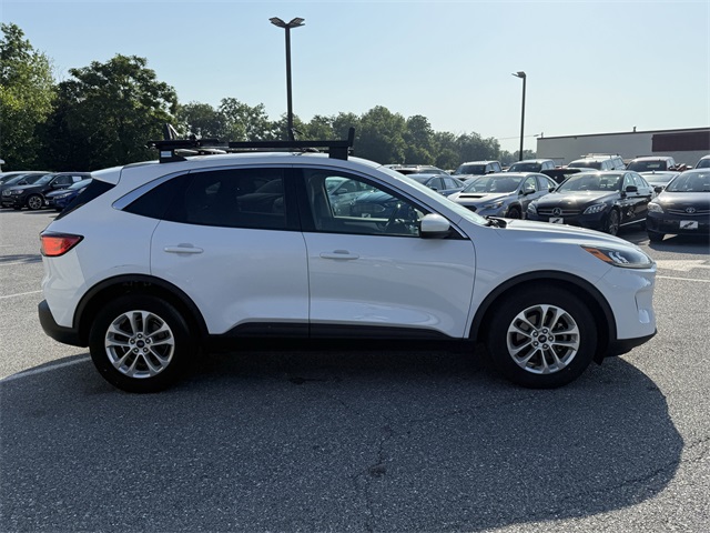 Vehicle image 4 of 26