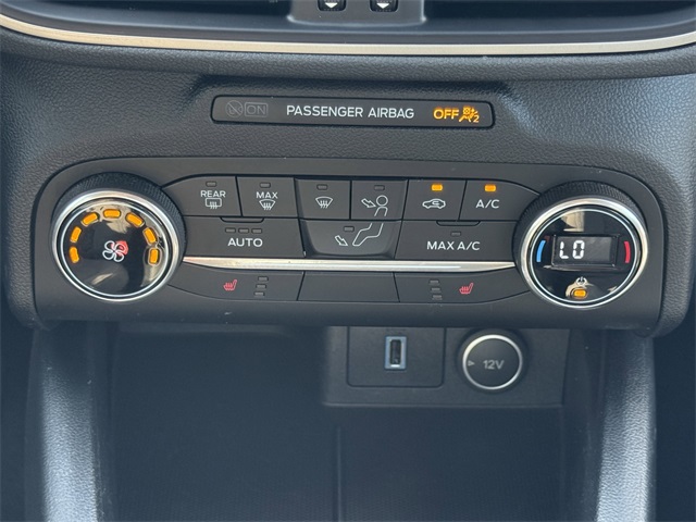 Vehicle image 25 of 26