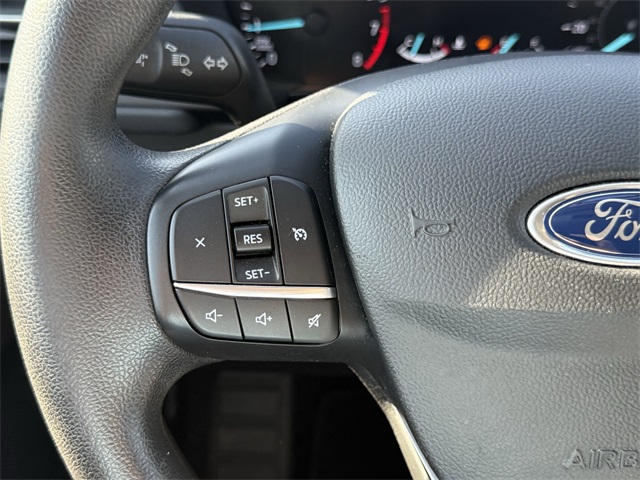 Vehicle image 16 of 26