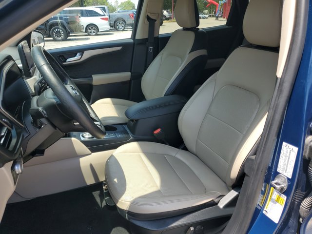 Vehicle image 17 of 30
