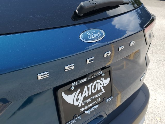 Vehicle image 8 of 30