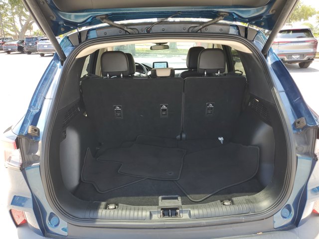 Vehicle image 10 of 30