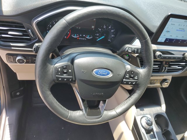 Vehicle image 20 of 30