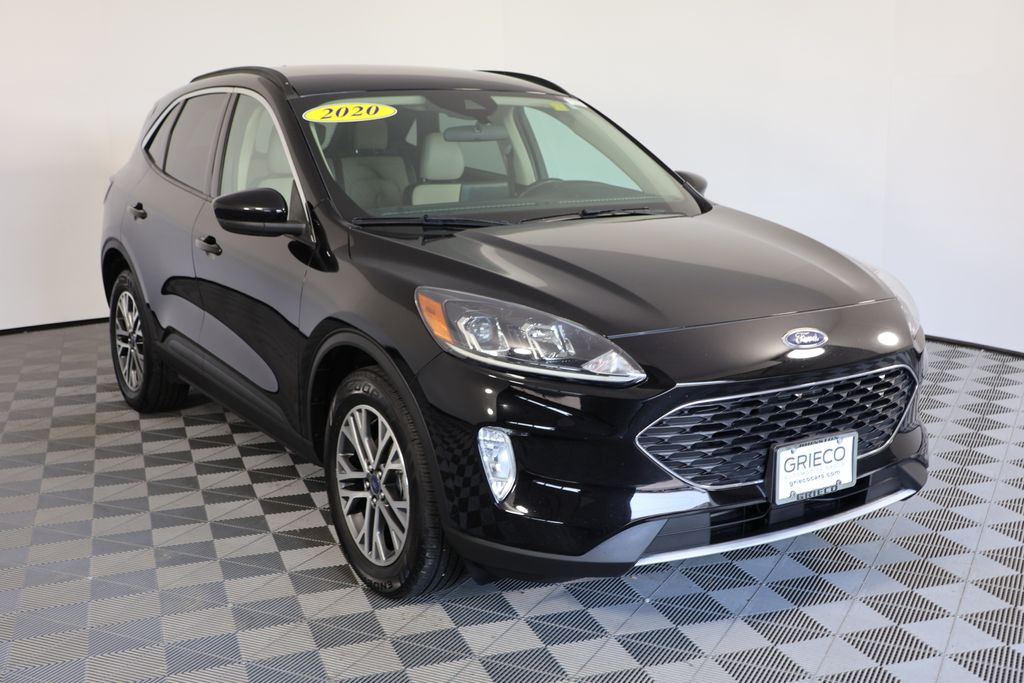 2020 Ford Escape SEL Image 3 of 29