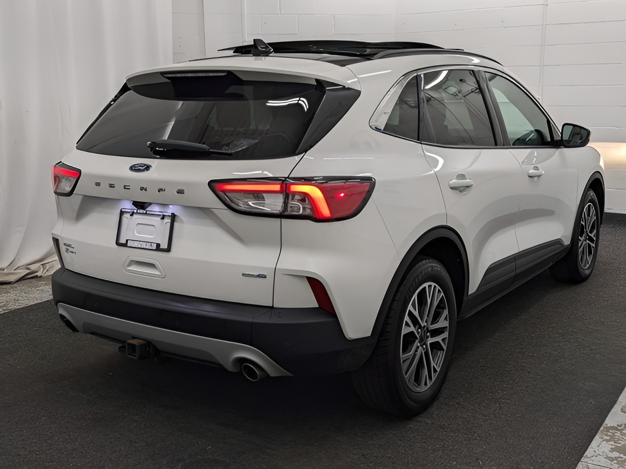 Vehicle image 41 of 43