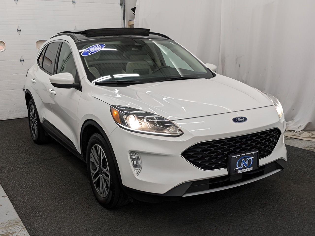 Vehicle image 40 of 43