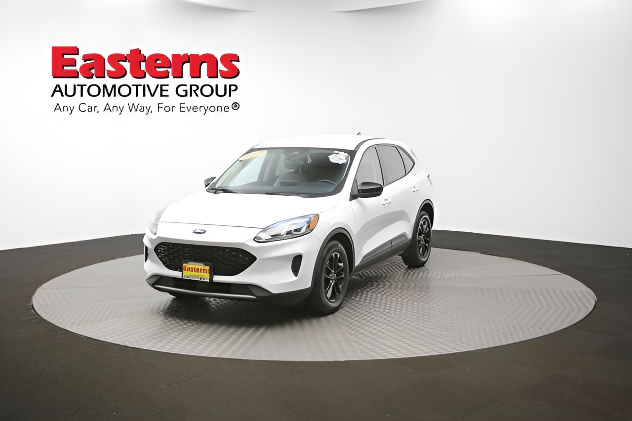 Vehicle image 63 of 97