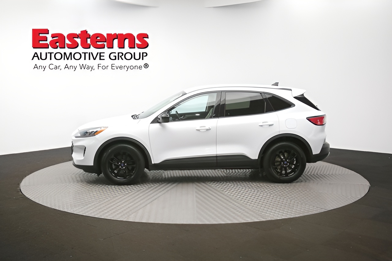 Vehicle image 96 of 97