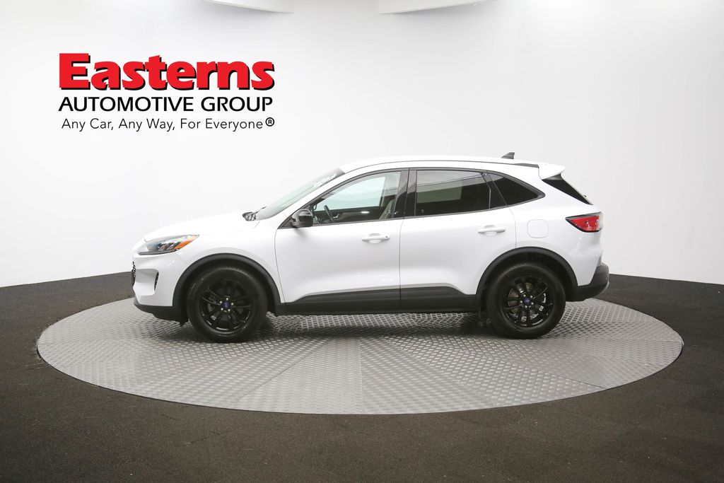 Vehicle image 35 of 97