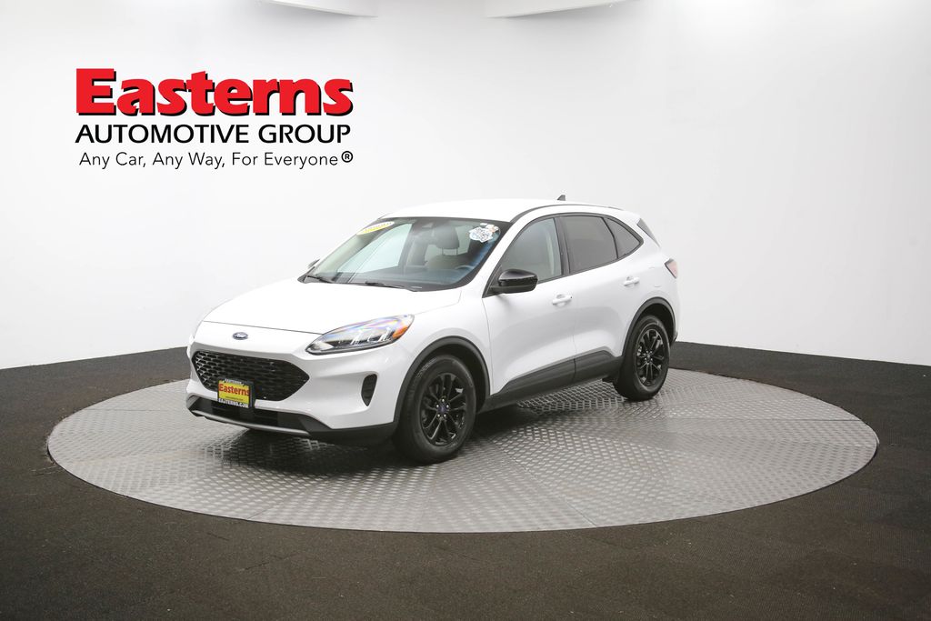 Vehicle image 3 of 97