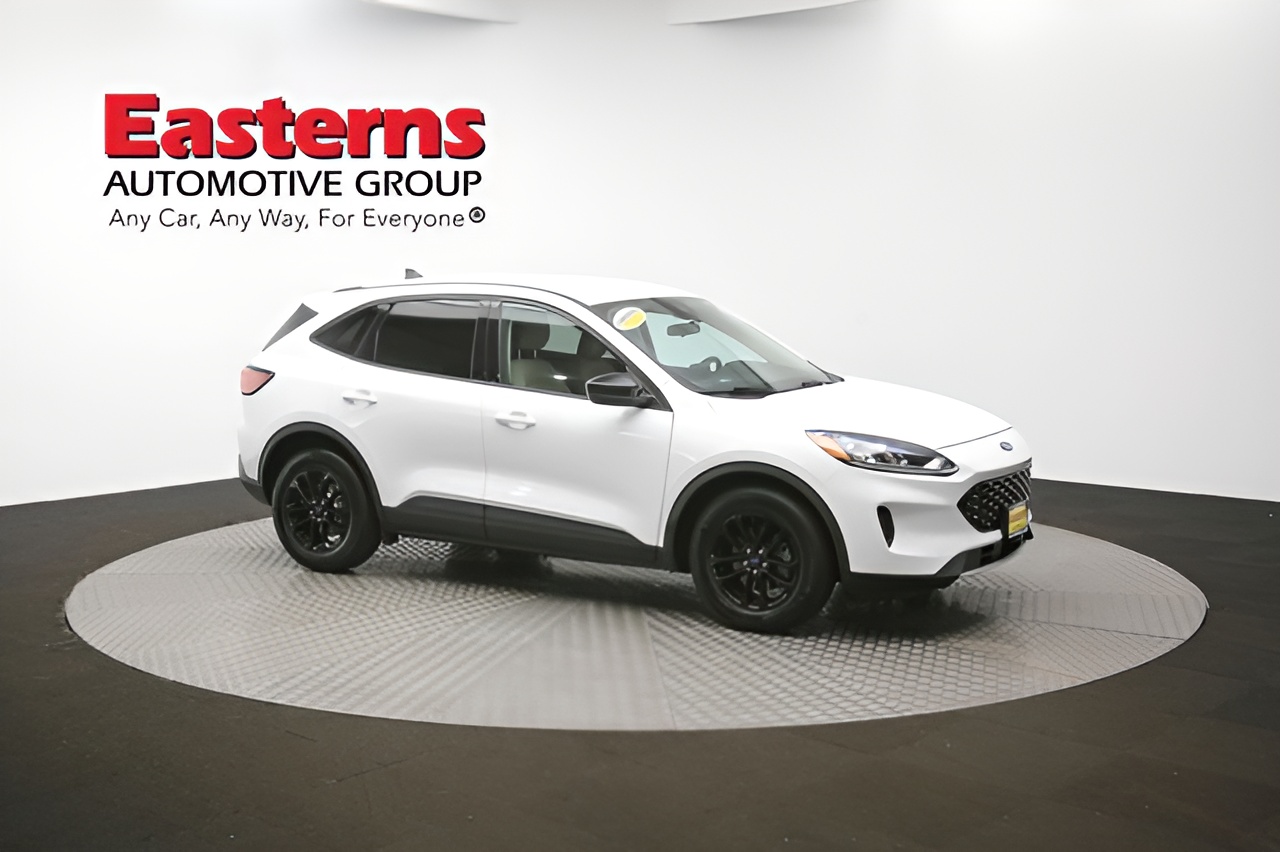 Vehicle image 75 of 97