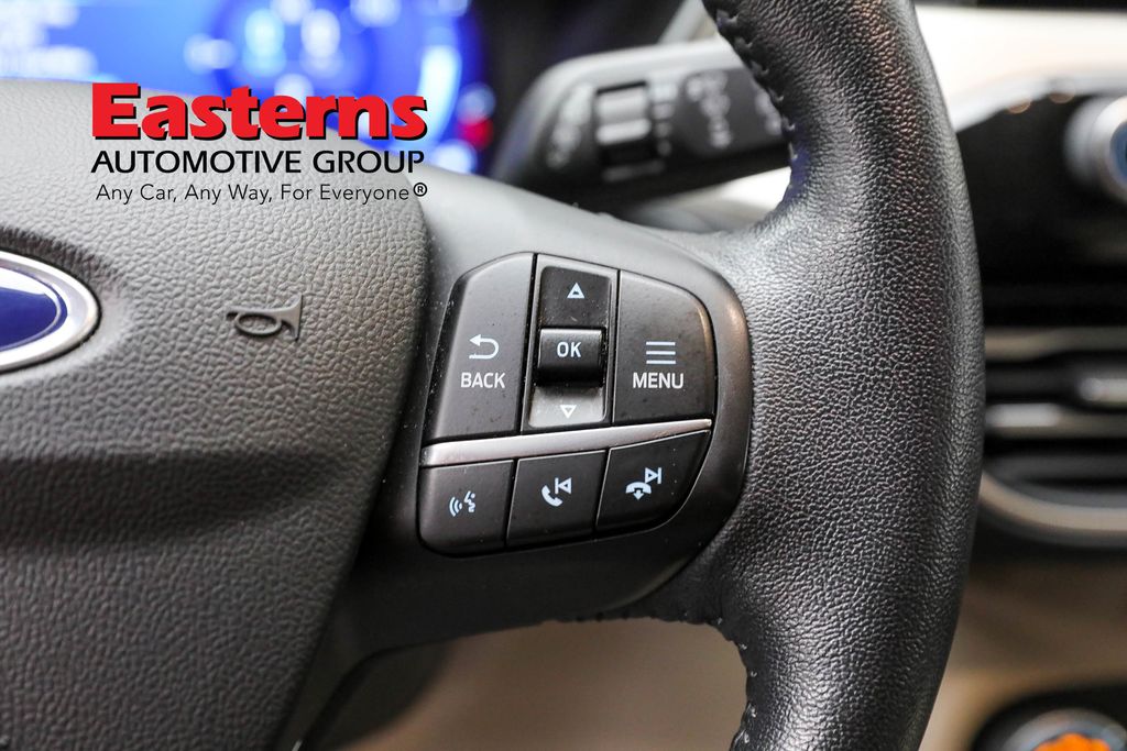 Vehicle image 46 of 97