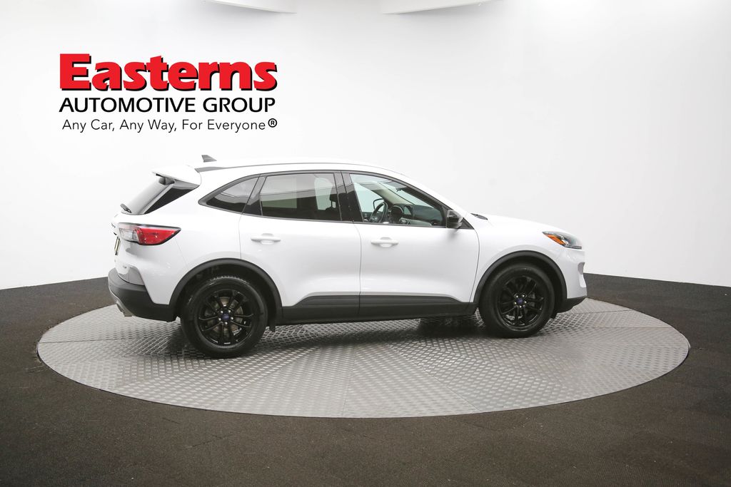 Vehicle image 24 of 97
