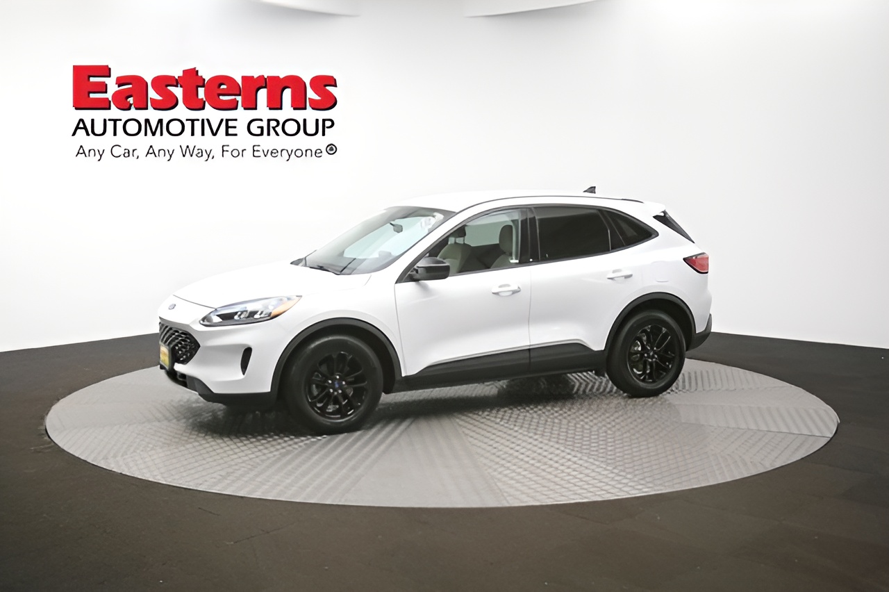 Vehicle image 62 of 97