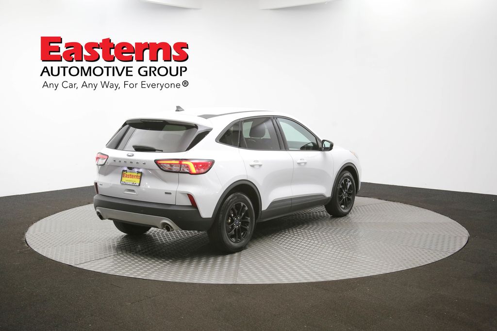 Vehicle image 20 of 97