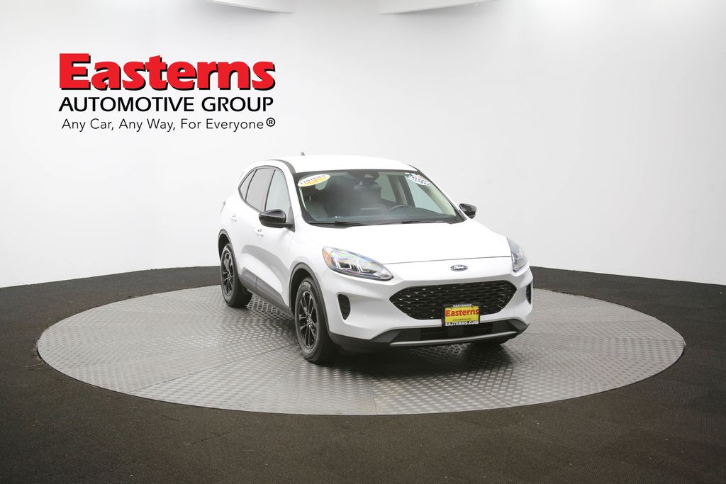 Vehicle image 10 of 97