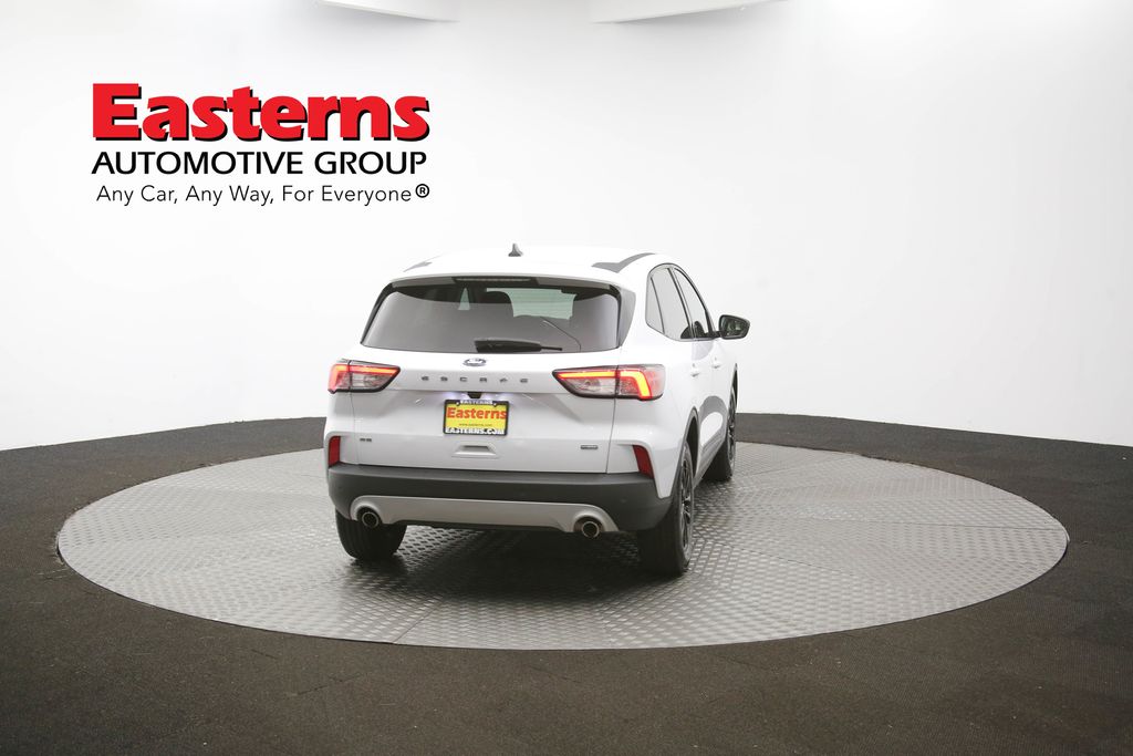Vehicle image 22 of 97