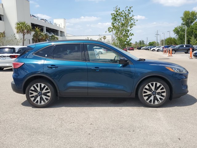 Vehicle image 5 of 31