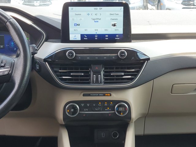 Vehicle image 21 of 31