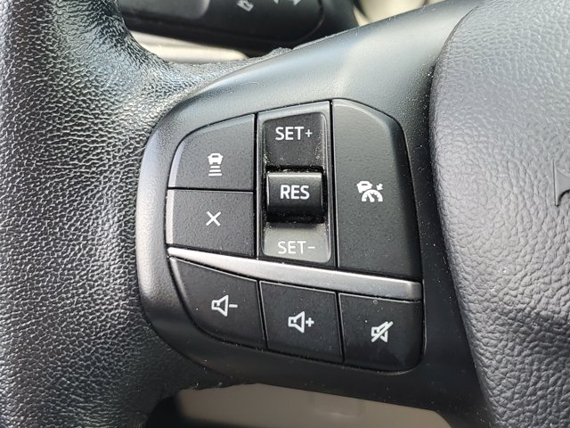 Vehicle image 26 of 31