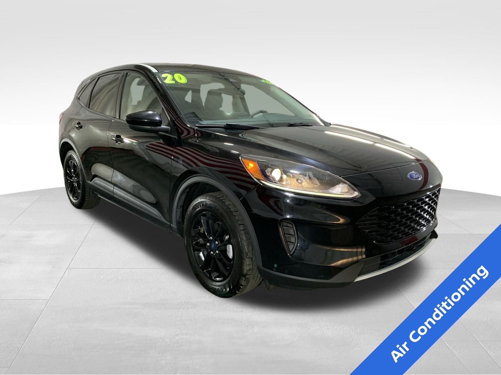 Vehicle image 4 of 28