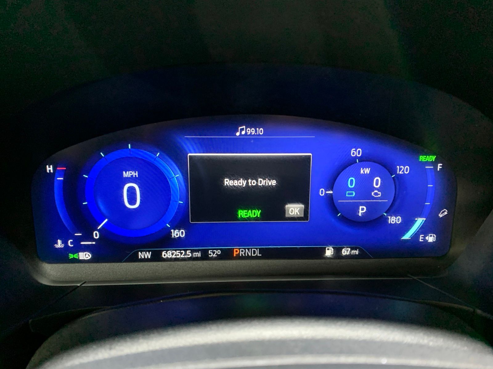Vehicle image 20 of 28