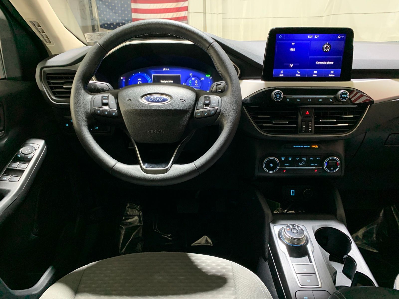 Vehicle image 19 of 28