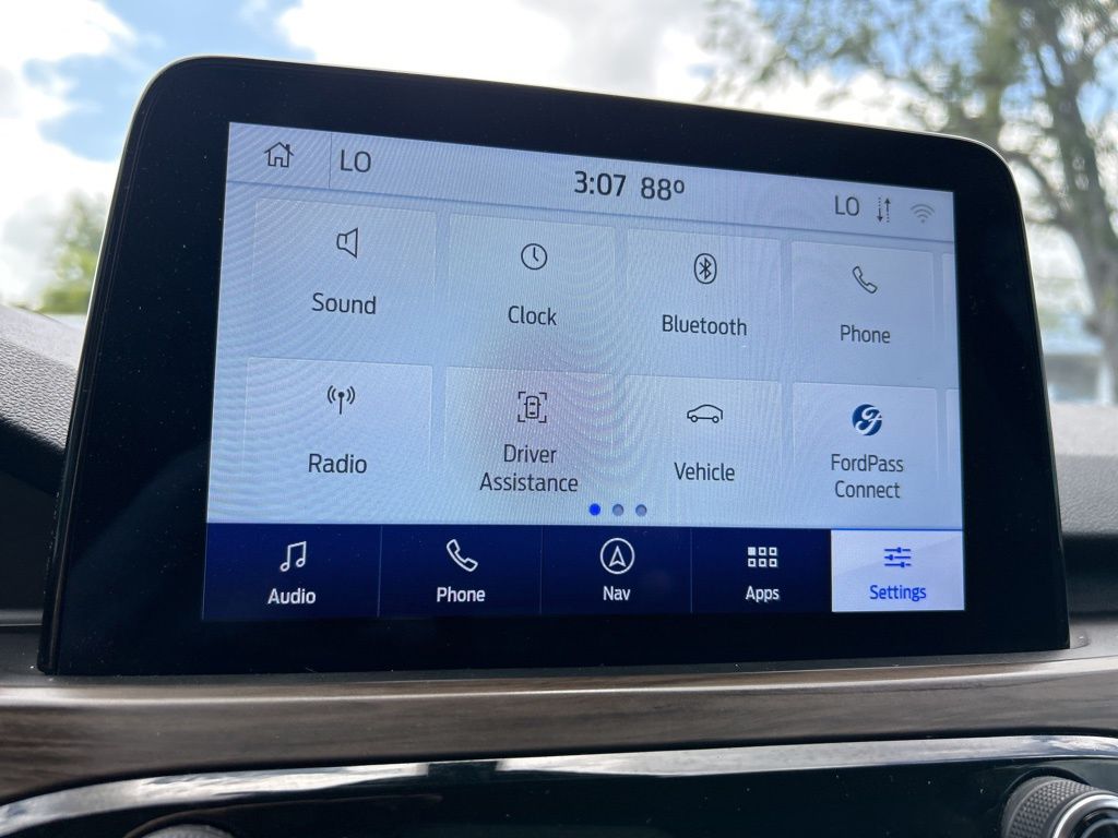 Vehicle image 29 of 53