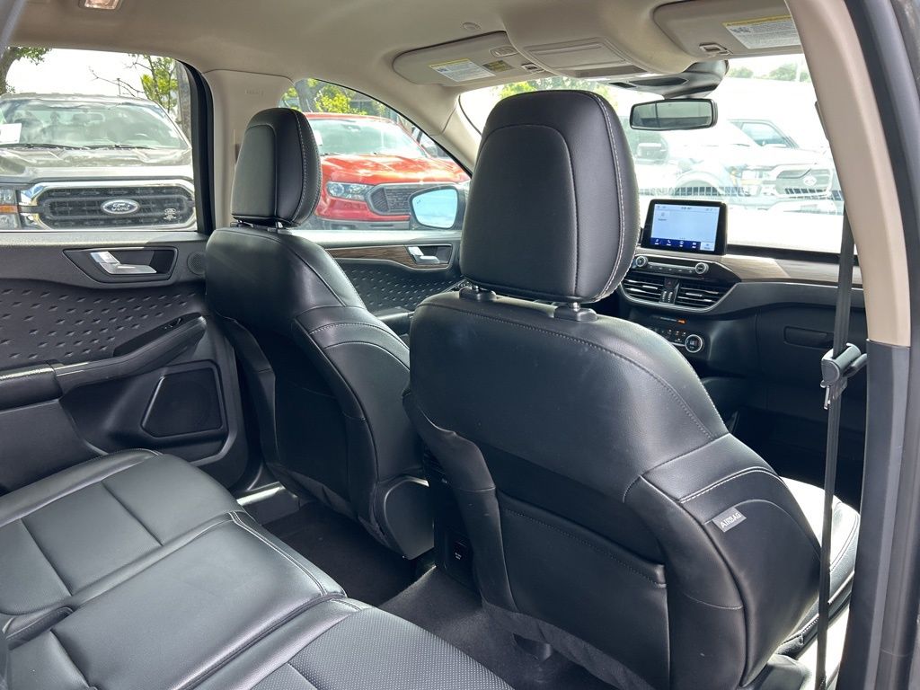 Vehicle image 45 of 53