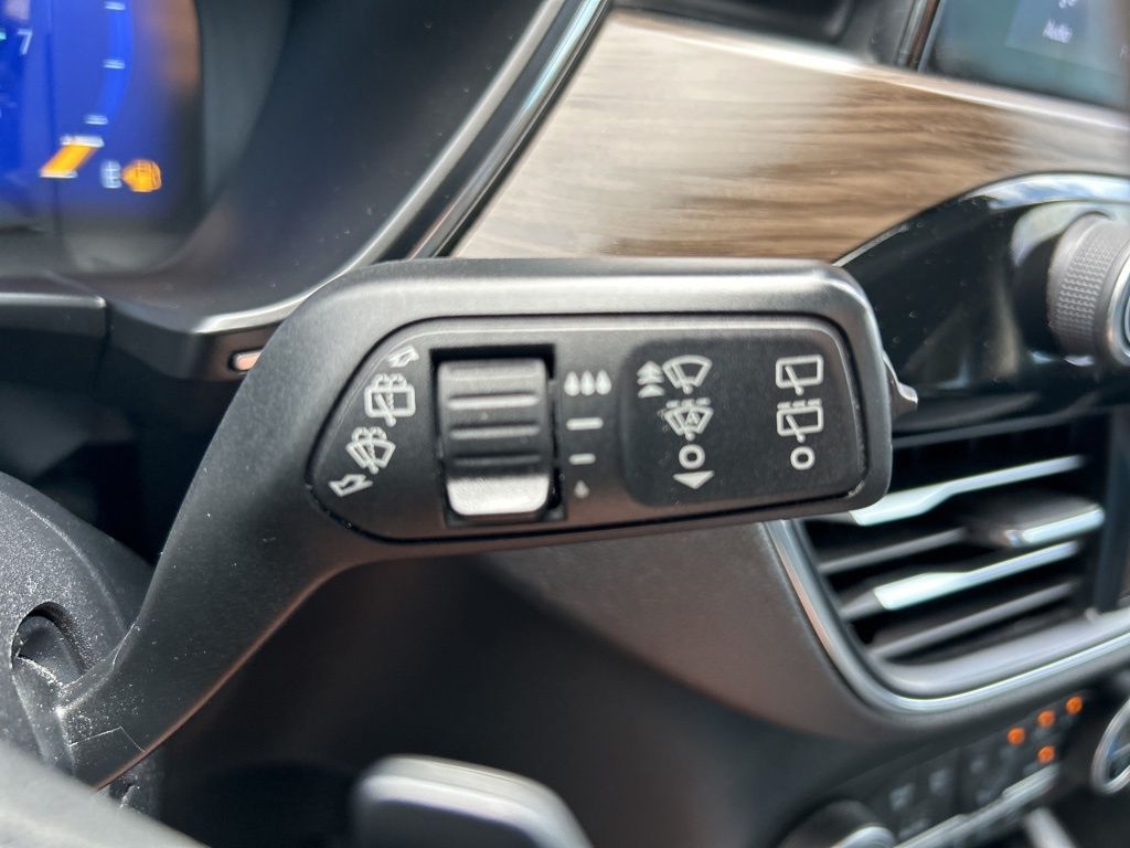 Vehicle image 24 of 53